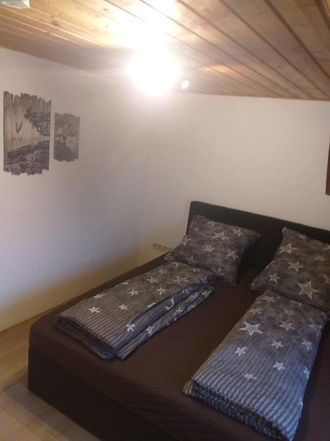 Ferienwohnungen Eibner Dettingen an der Erms エクステリア 写真