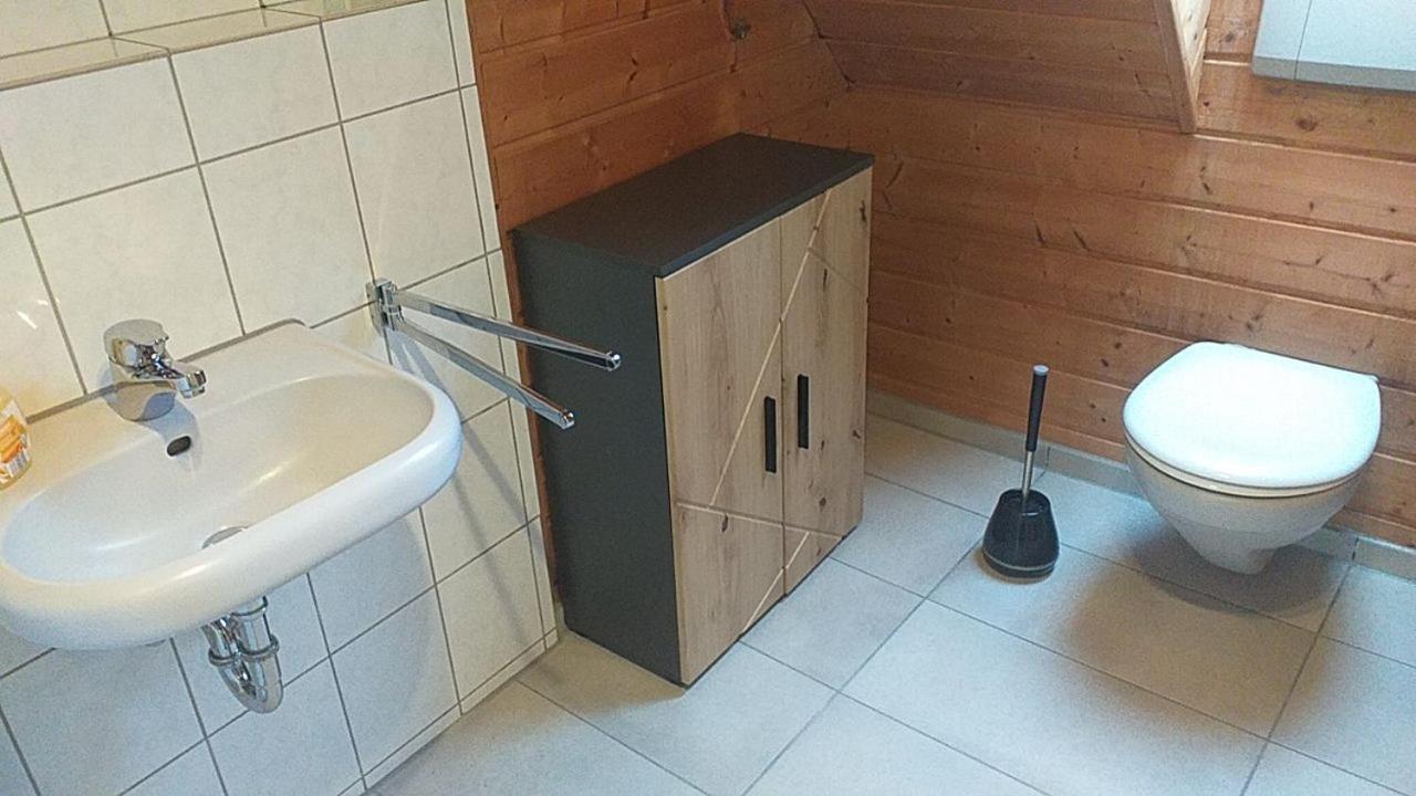 Ferienwohnungen Eibner Dettingen an der Erms エクステリア 写真