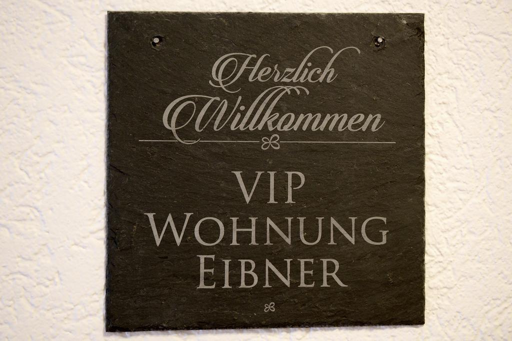 Ferienwohnungen Eibner Dettingen an der Erms エクステリア 写真