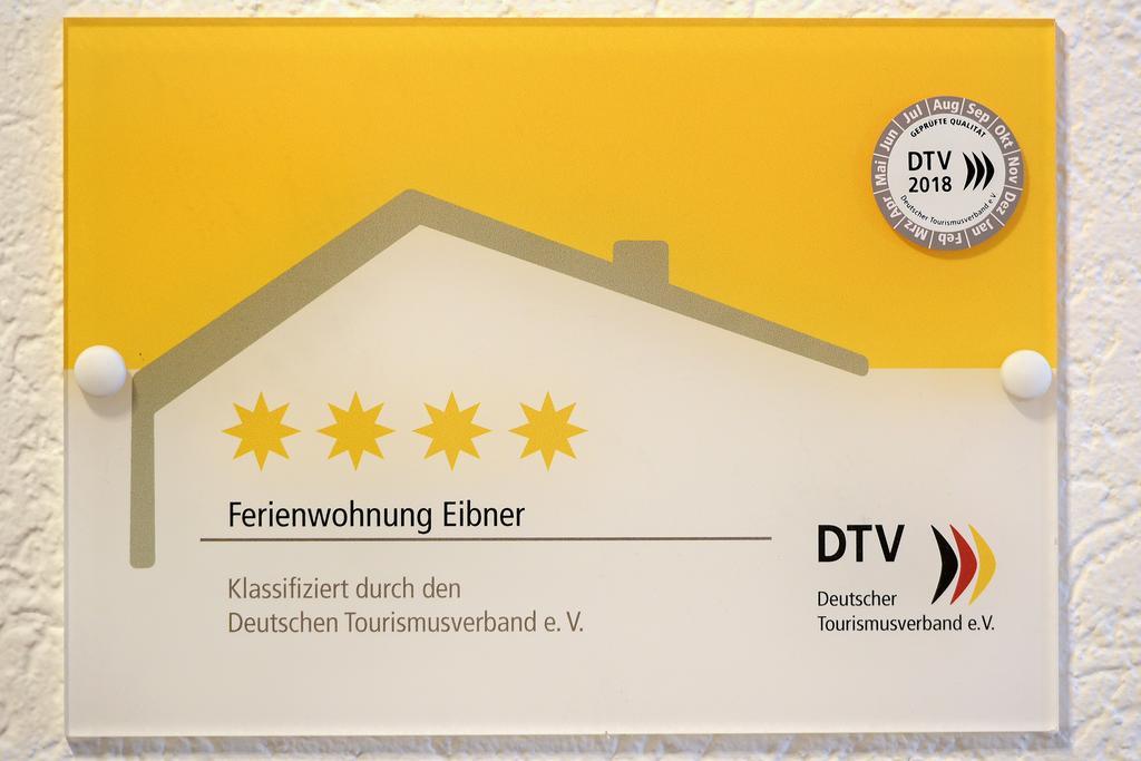 Ferienwohnungen Eibner Dettingen an der Erms エクステリア 写真
